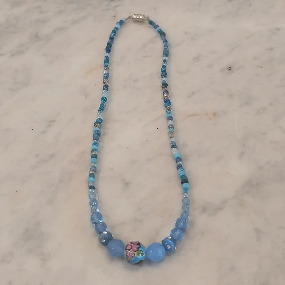 Bundle Of Handcrafted Necklaces - Picture 4 of 7